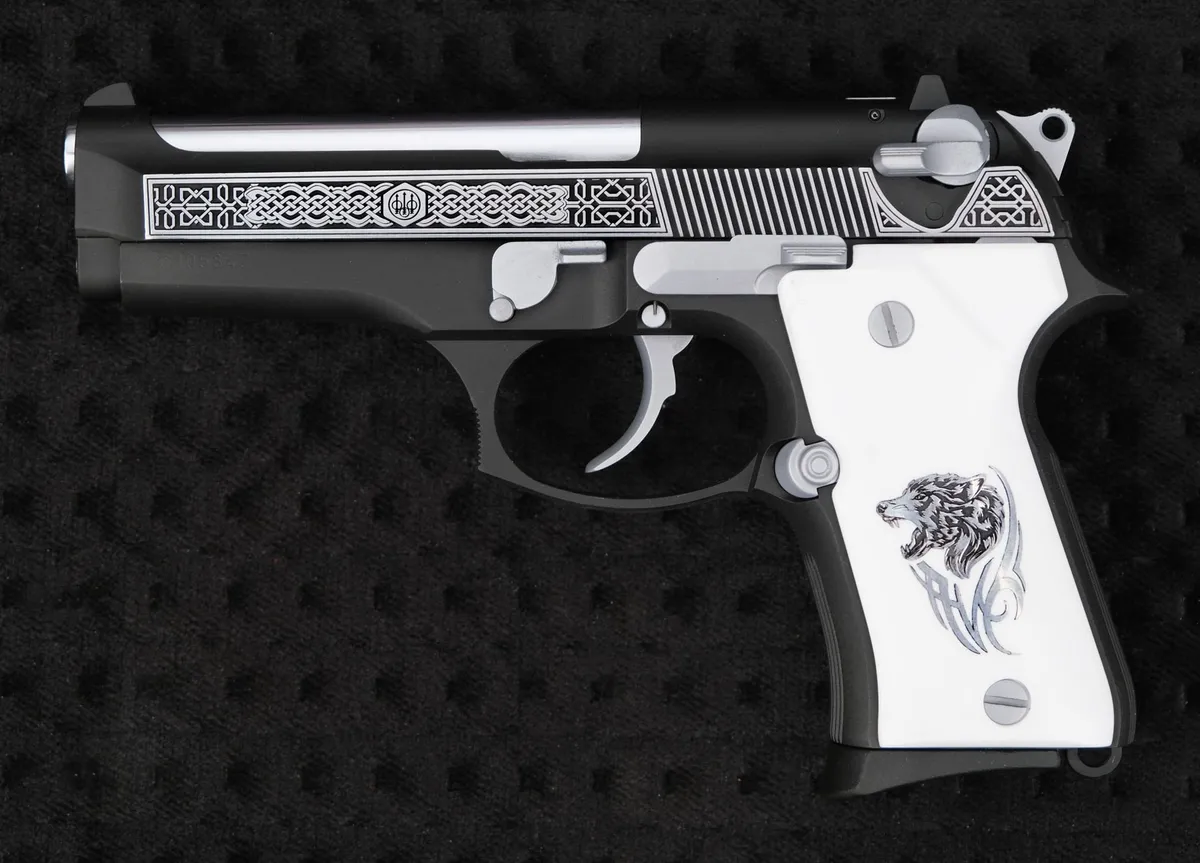 Beretta 92 Compact Yanaklar Gravür