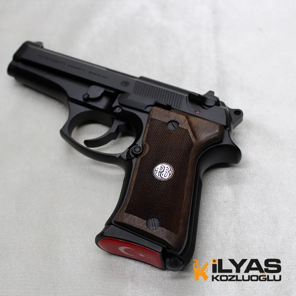 Beretta 92FS Mat Siyah Kaplama Detay 5