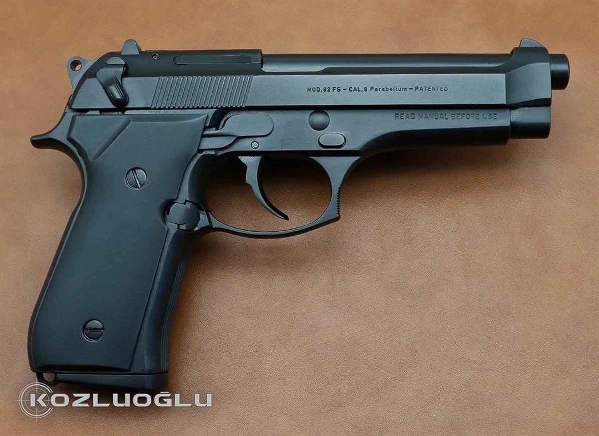 Beretta 92FS Siyah Krom Kaplama Detay 4