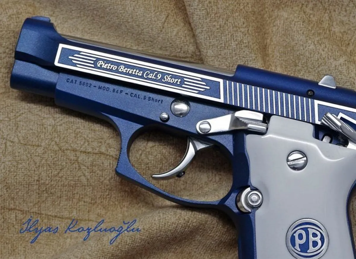 Beretta MOD84 Parlak Çerçeve Blue Kaplama Detay 3