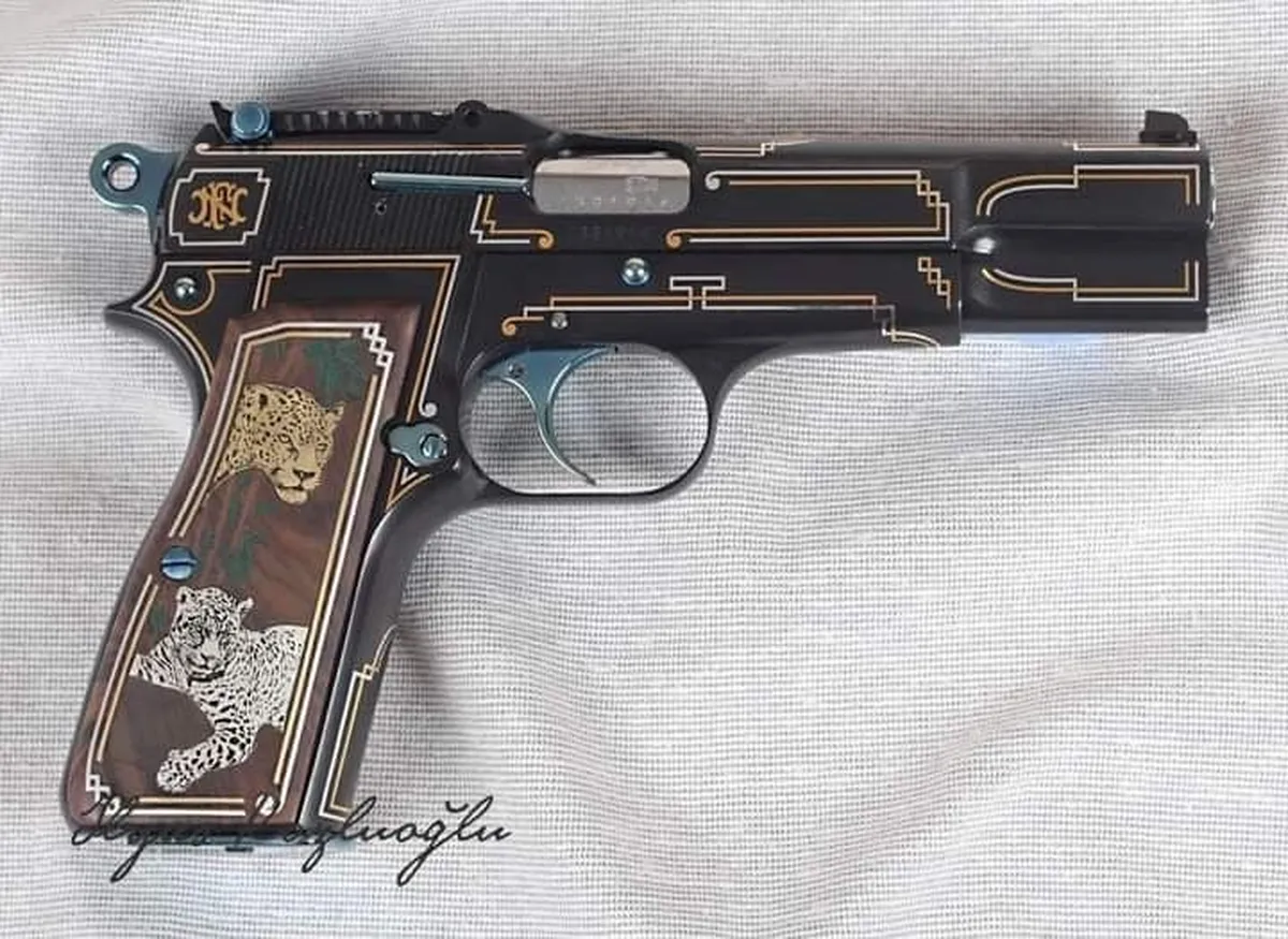 Browning – Çerçeve Hat Desenli Özel Gravür Tasarımı Detay 2