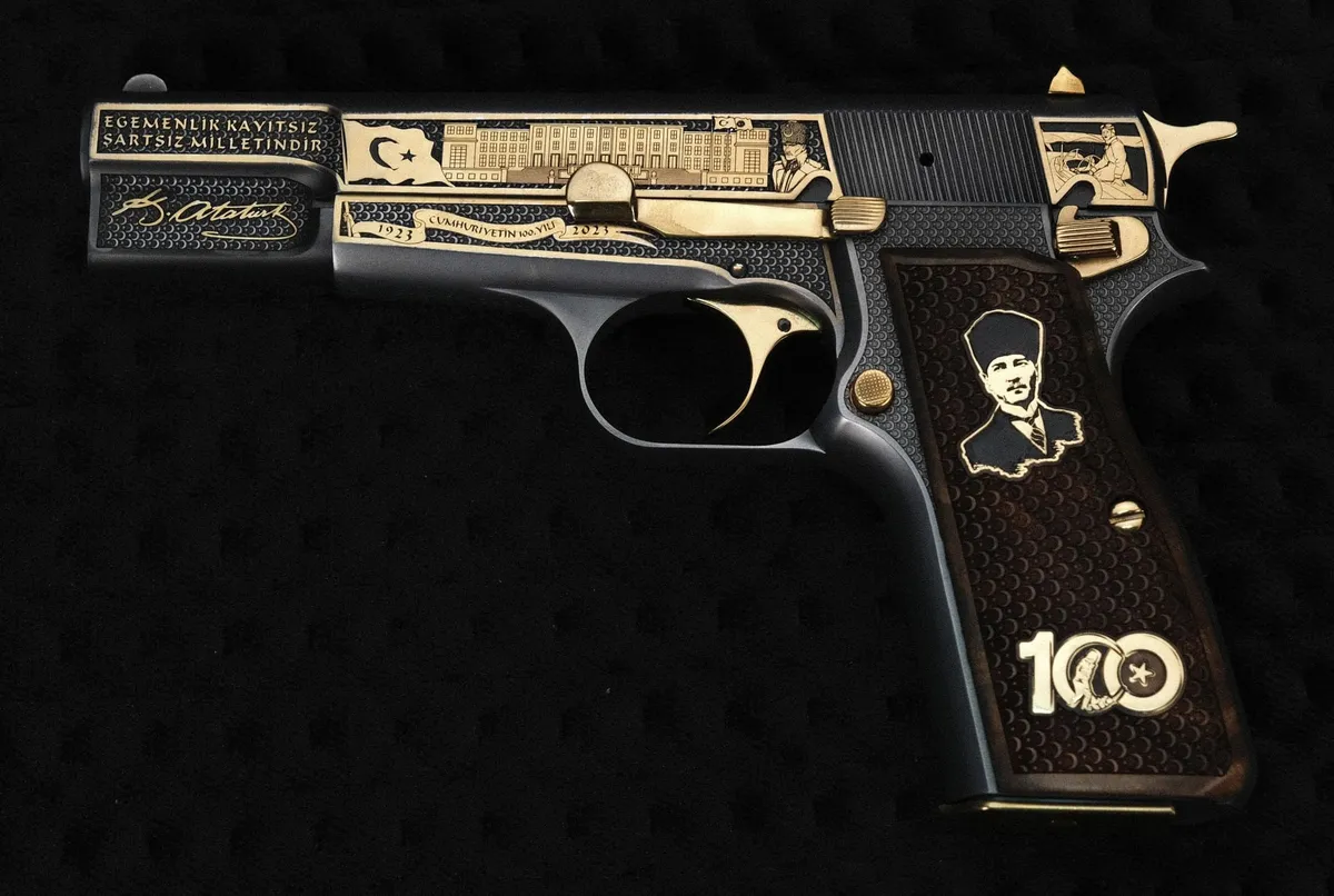 Browning Cumhuriyetin 100. Yılı Gravür Çalışması