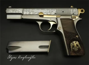 Browning HP – Açık Yanık Füme Kaplama – Yanaklar Gravür