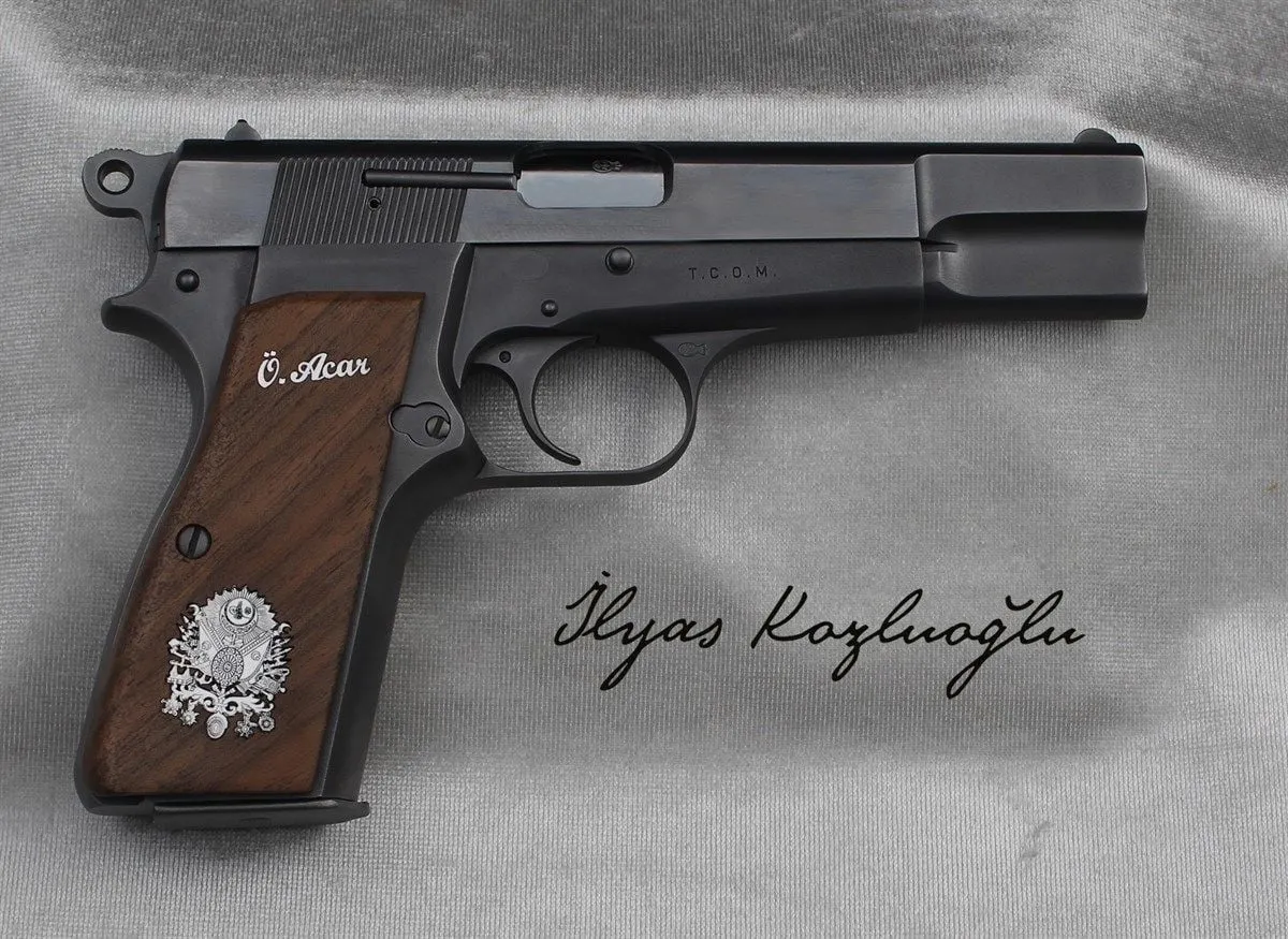 Browning Koyu Füme Titanyum Kaplama Detay 4