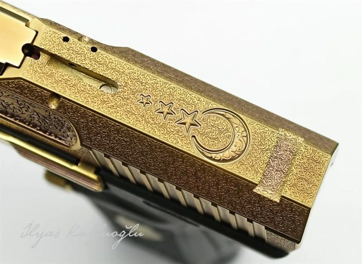 Canik TP9 Mat Sarı Titanyum Kaplama – Çiçek Desen & Eng Scroll Gravür – 3D Ay YıldıZ Detay 3