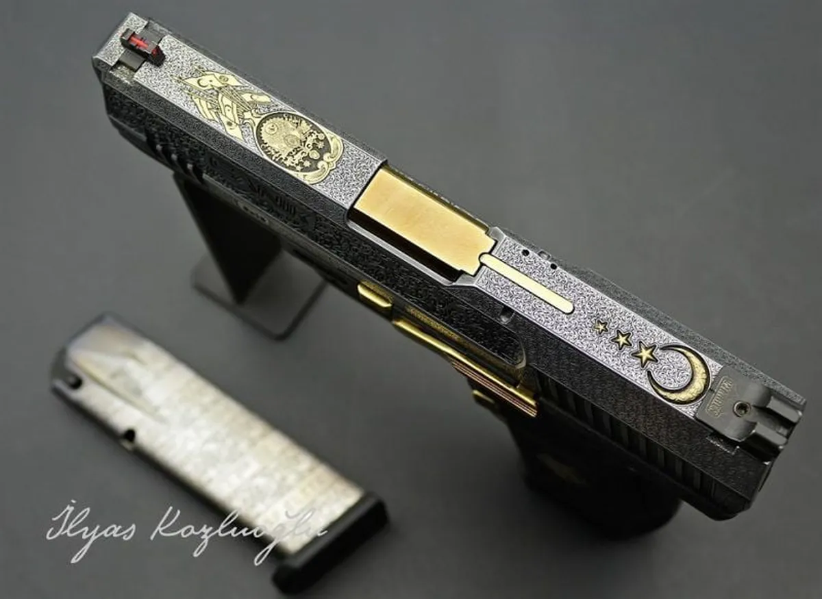 Canik TP9 SF Elite – Açık Füme  Titanyum – Scroll ve Çiçek Desen Gravür Detay 3