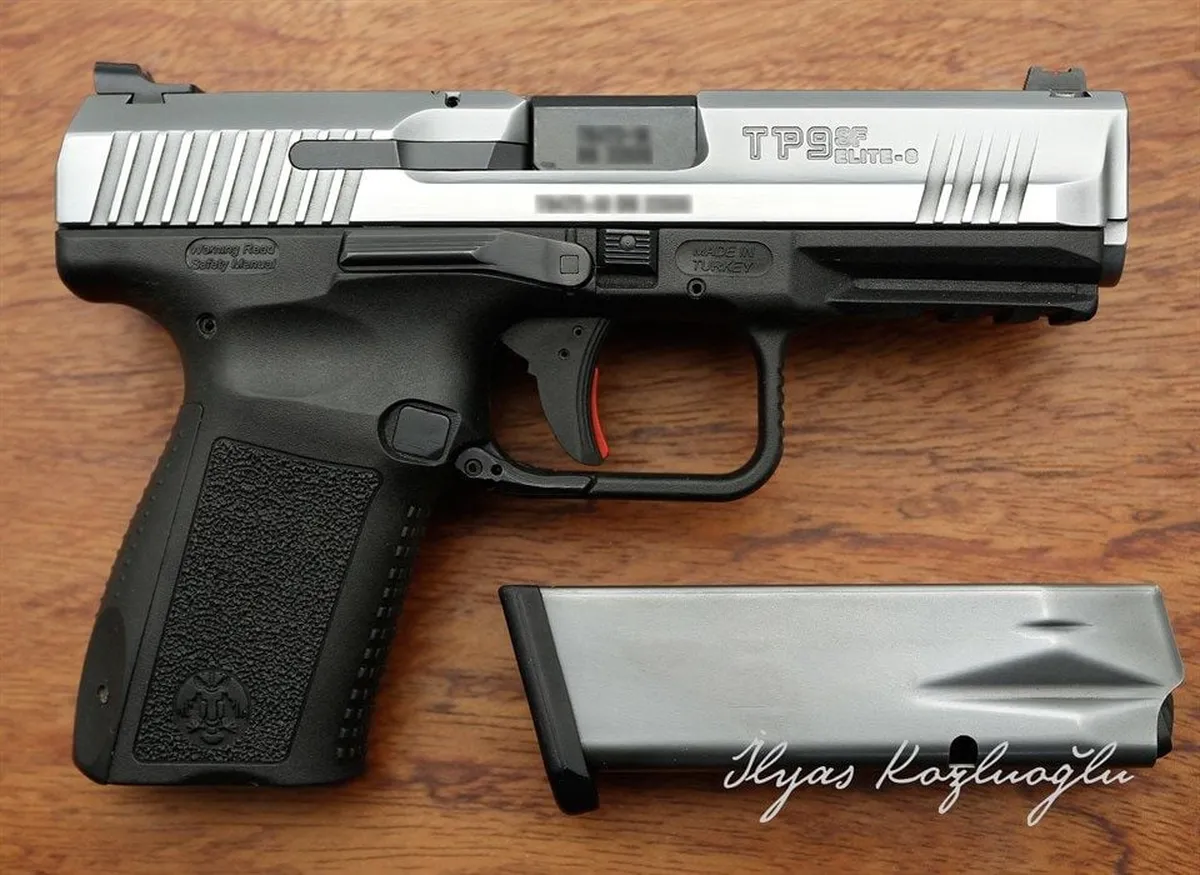 Canik TP9 SF Elite Titanyum Yıldız Gravür Detay 2