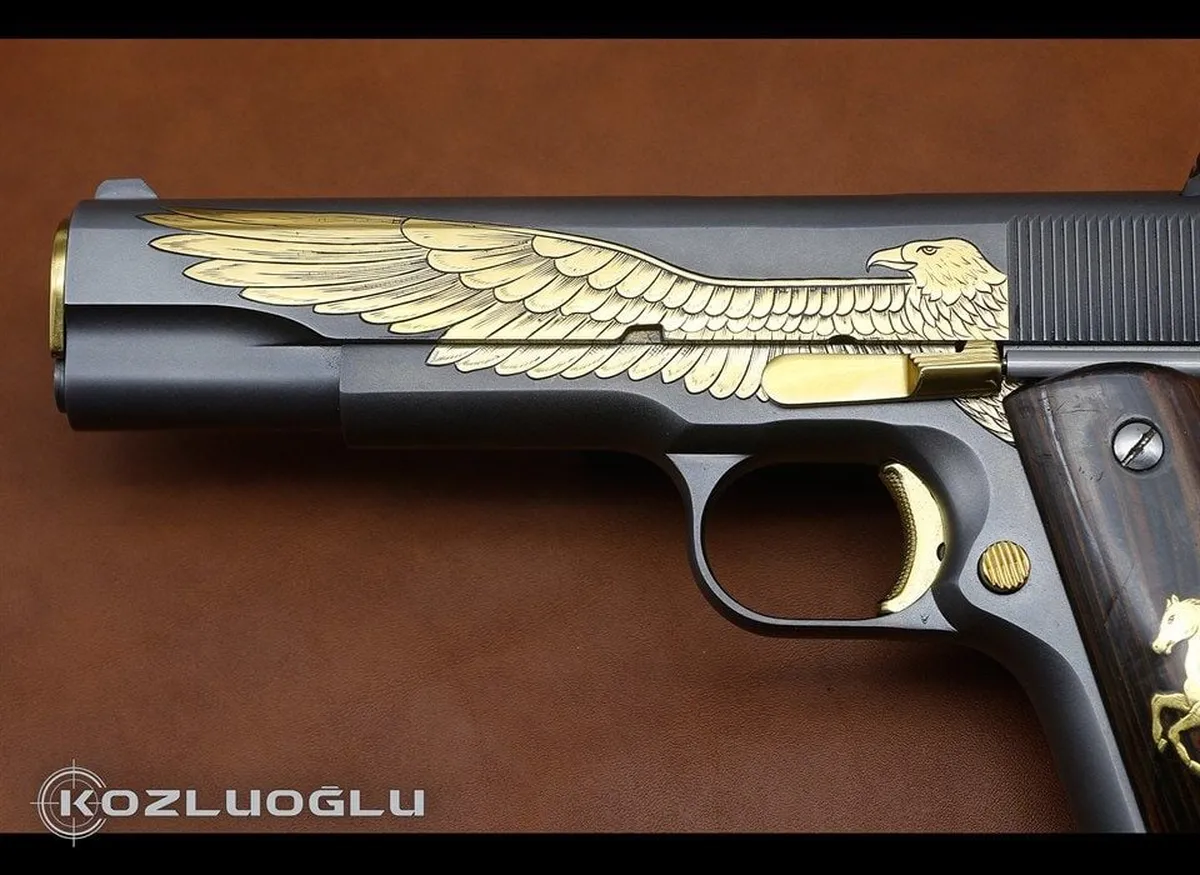 Colt 1911 Detaylı Kartal Gravür İşleme Sarı Titanyum Detay 2
