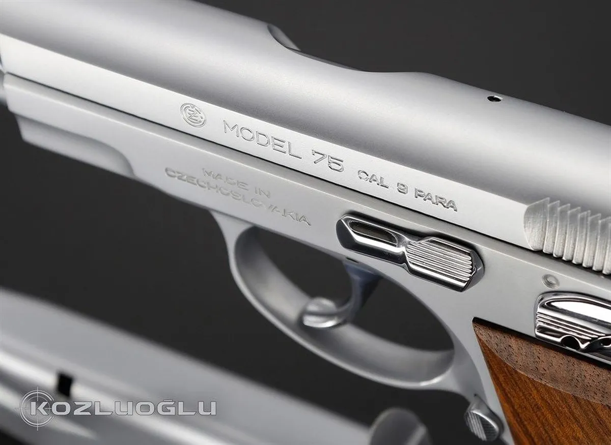 CZ 75 Beyaz Krom Kaplama Detay 5