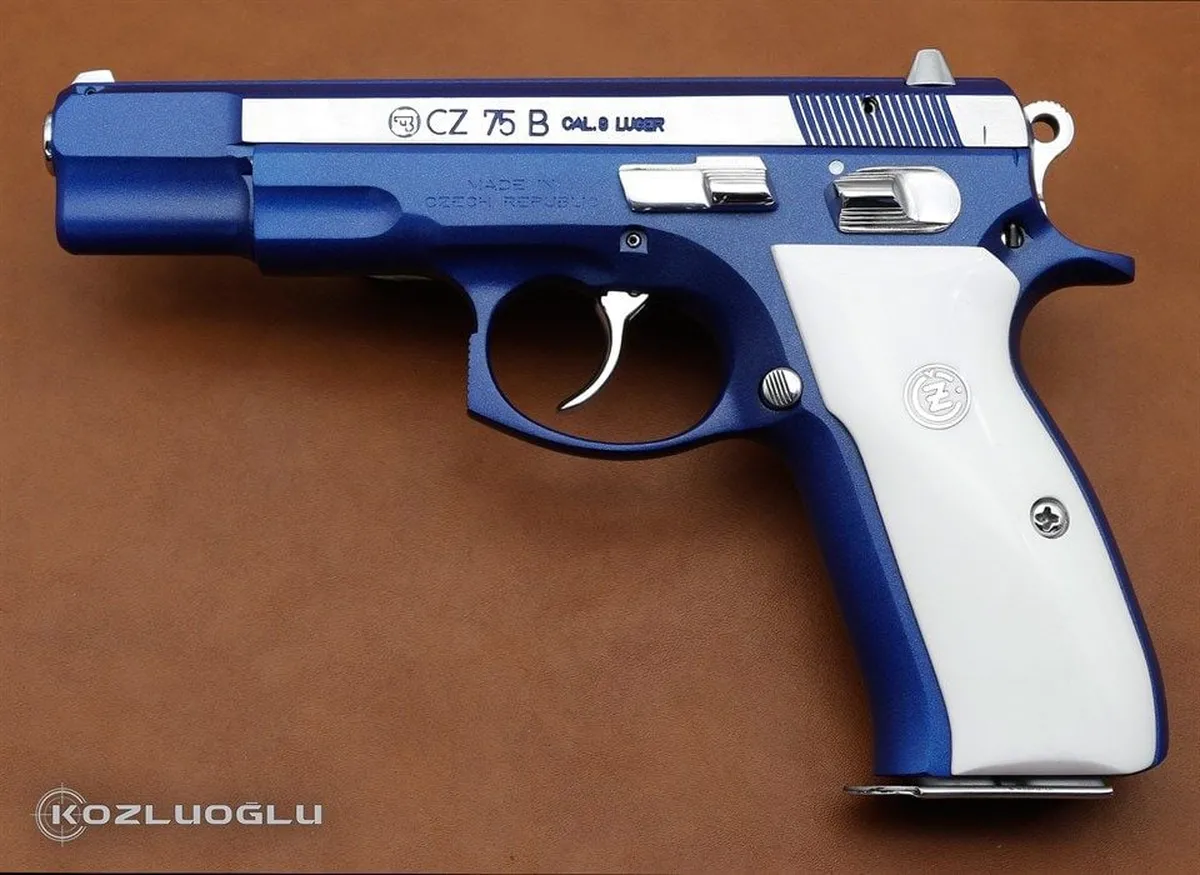 CZ 75 Mavi Kaplama Detay 3