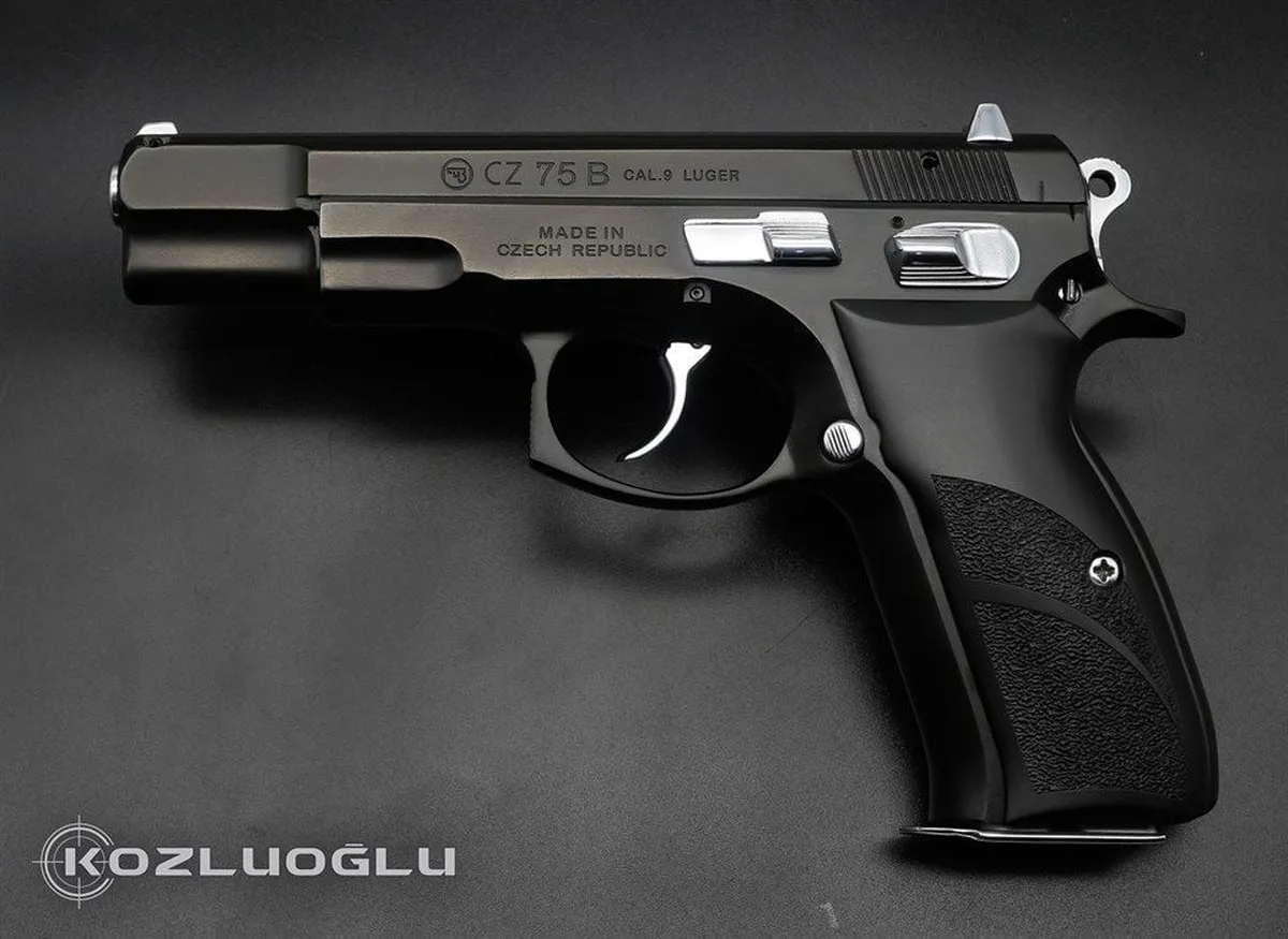 CZ 75 Siyah Krom Kaplama Detay 3