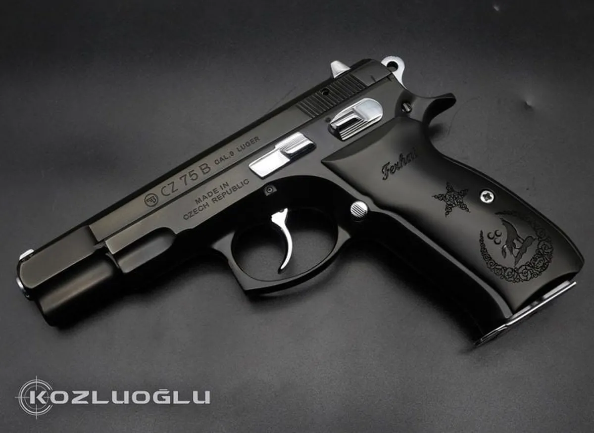 CZ 75 Siyah Krom Kaplama Detay 5