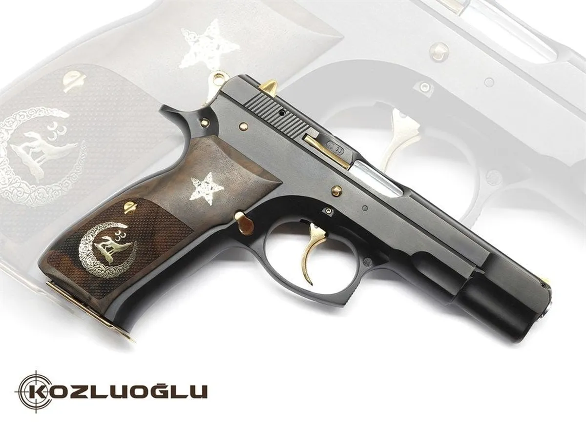 CZ 75 Siyah Krom Kaplama Detay 8
