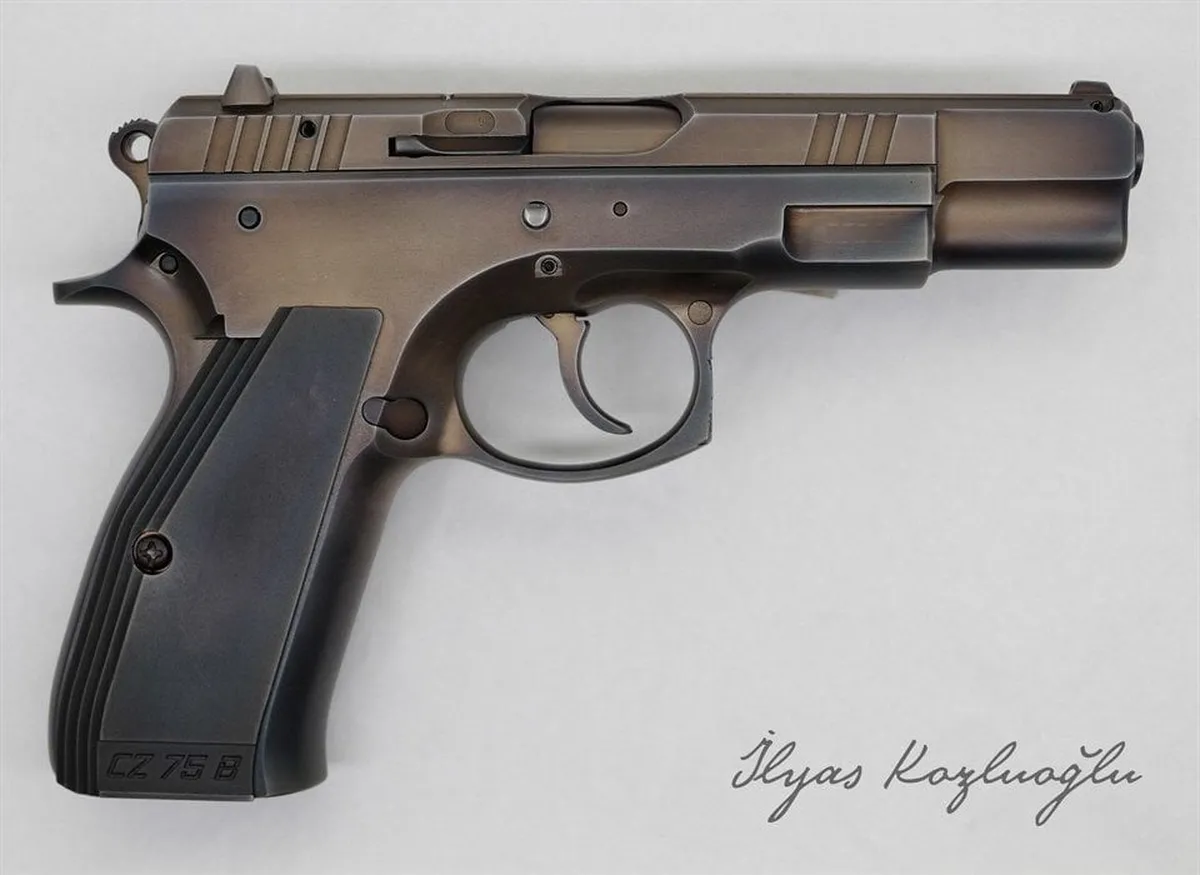 CZ 75B Black Diamond – Koyu Yanık Füme Detay 2