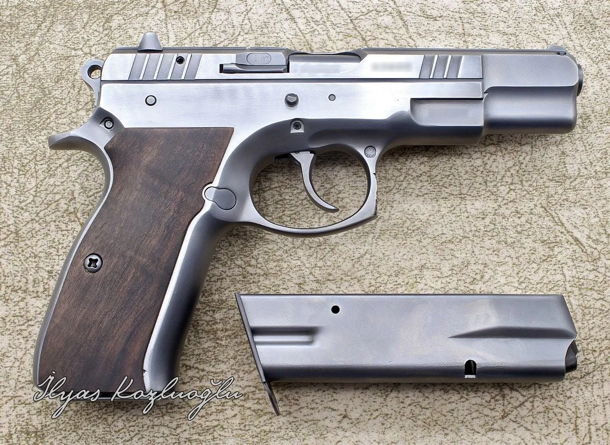 CZ 75B Black Füme Titanyum Kaplama Detay 3