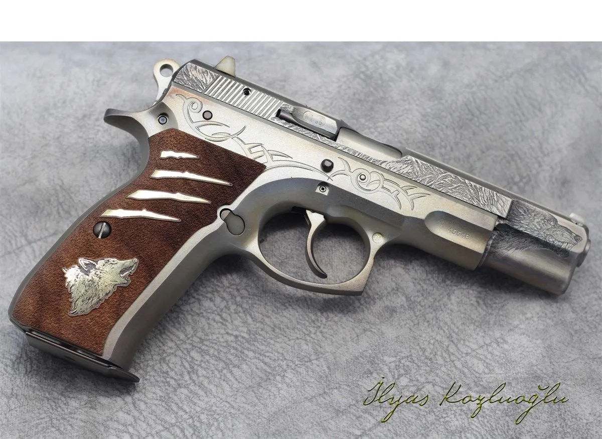 CZ 75B Füme Titanyum – Kurt Gravürü Detay 2