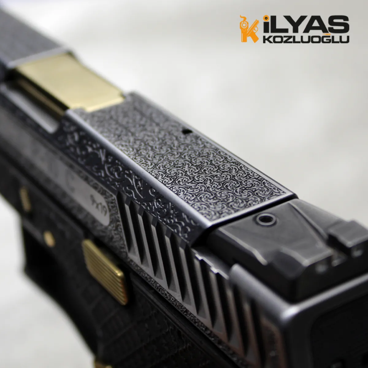 CZ P-10C Krom Kaplama & Gravür Detay 6