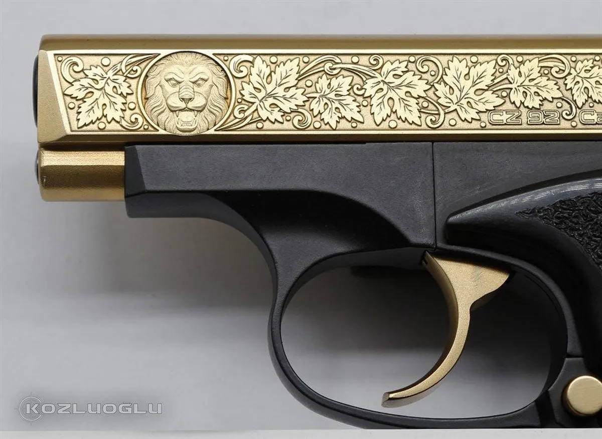 CZ92 6,35 3D Aslan Gravür Detay 2