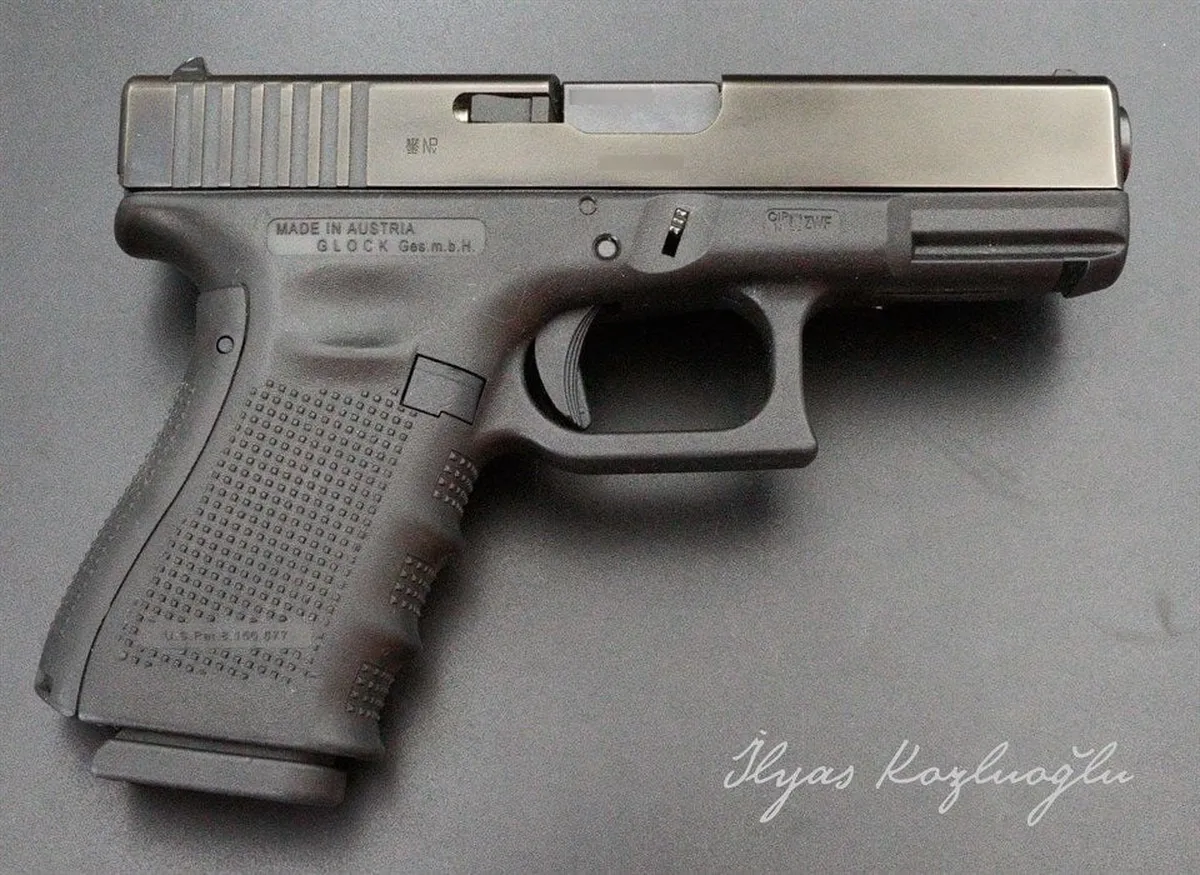 Glock 19 Siyah Krom Kaplama Detay 2