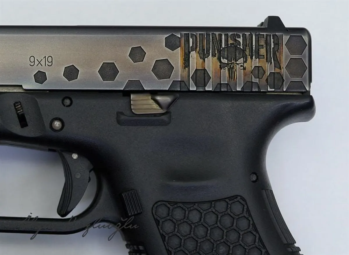 Glock 19C The Punisher Detay 3