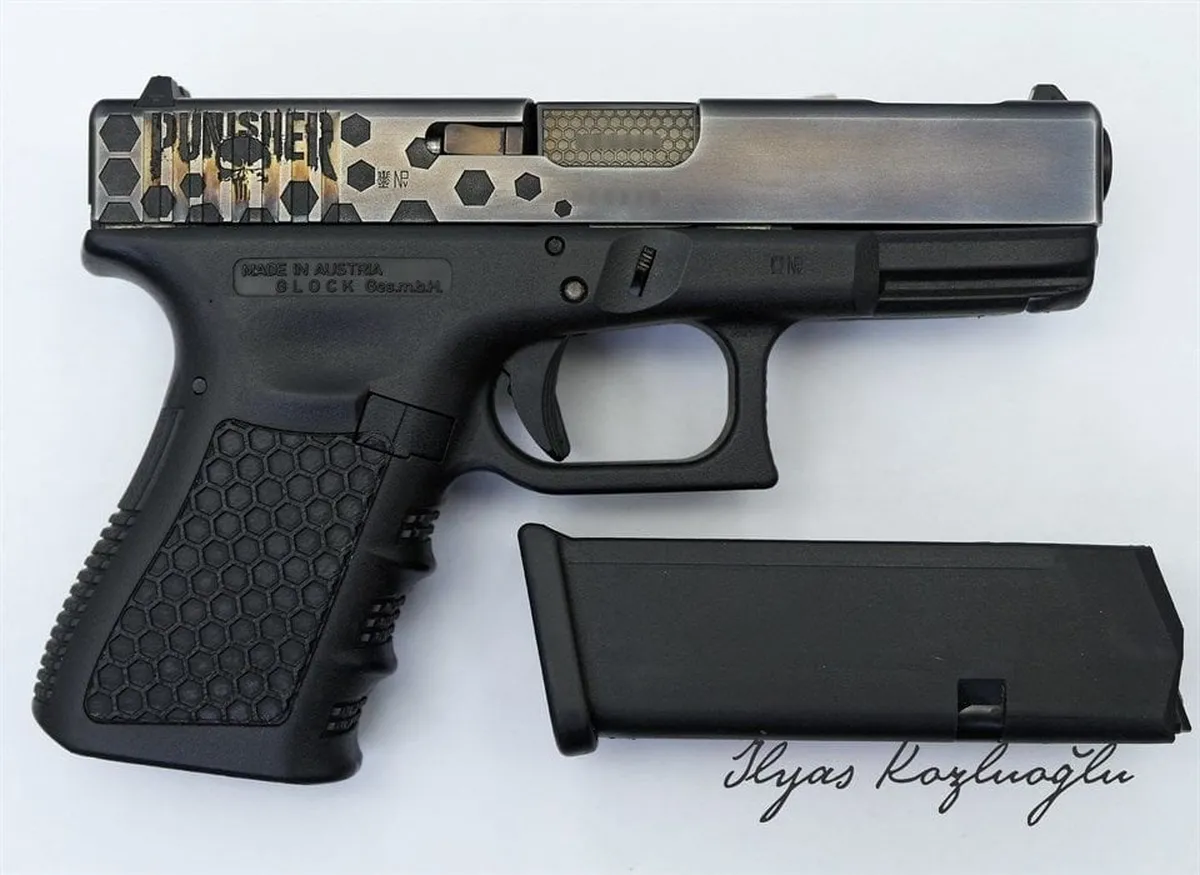 Glock 19C The Punisher Detay 4