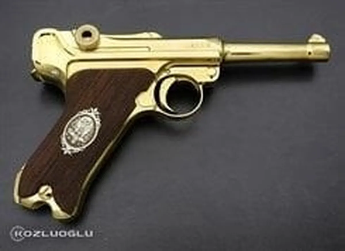 Luger Parabellum P08 – Parlak Sarı Titanyum Kaplama Detay 2