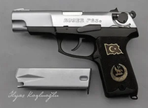 Ruger P85 Siyah Beyaz Krom Kaplama