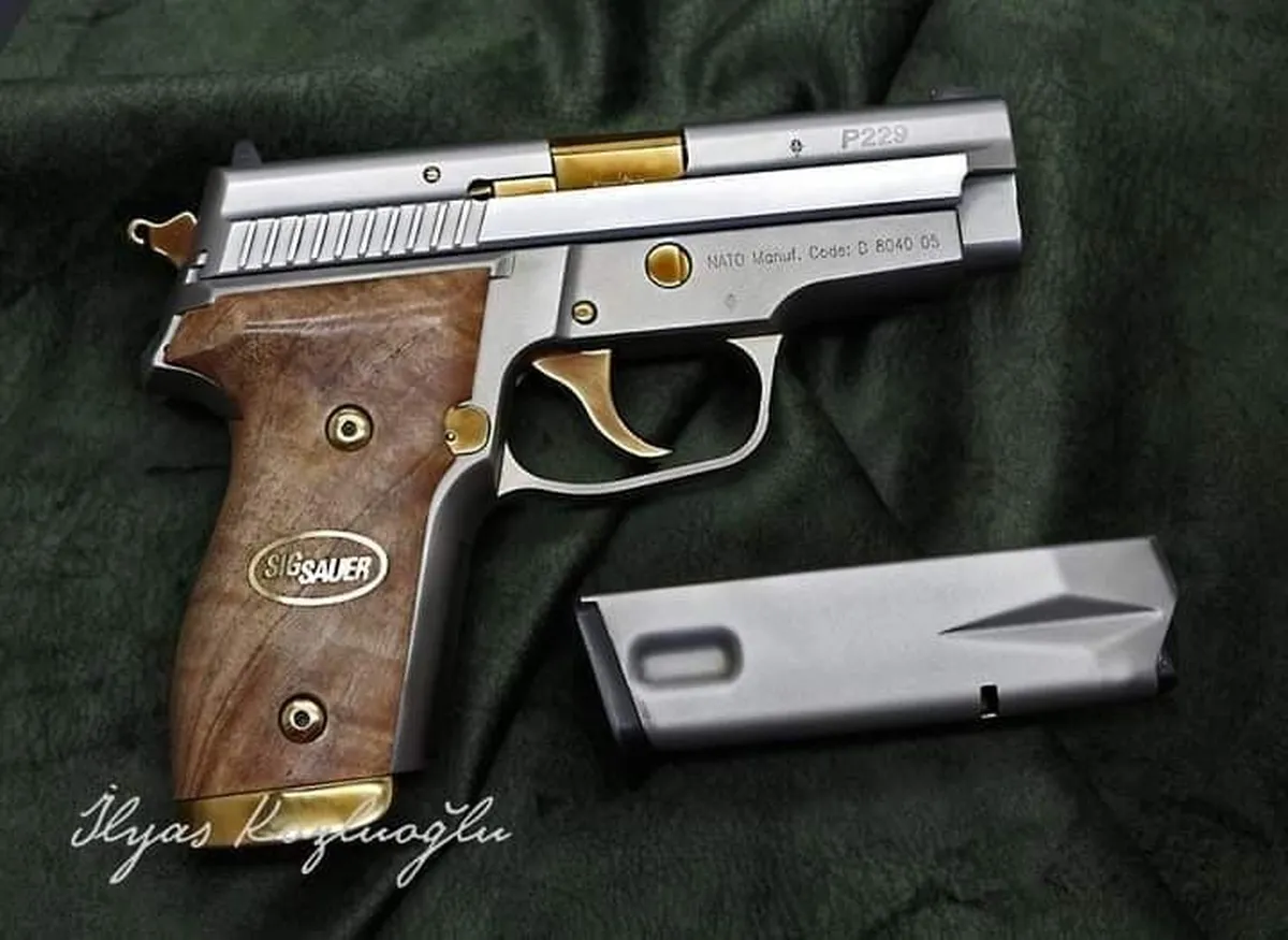 Sig Sauer P226 – Açık Füme Titanyum Kaplama Detay 4