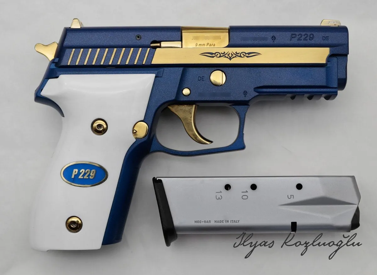 Sig Sauer P226 – Sig Blue