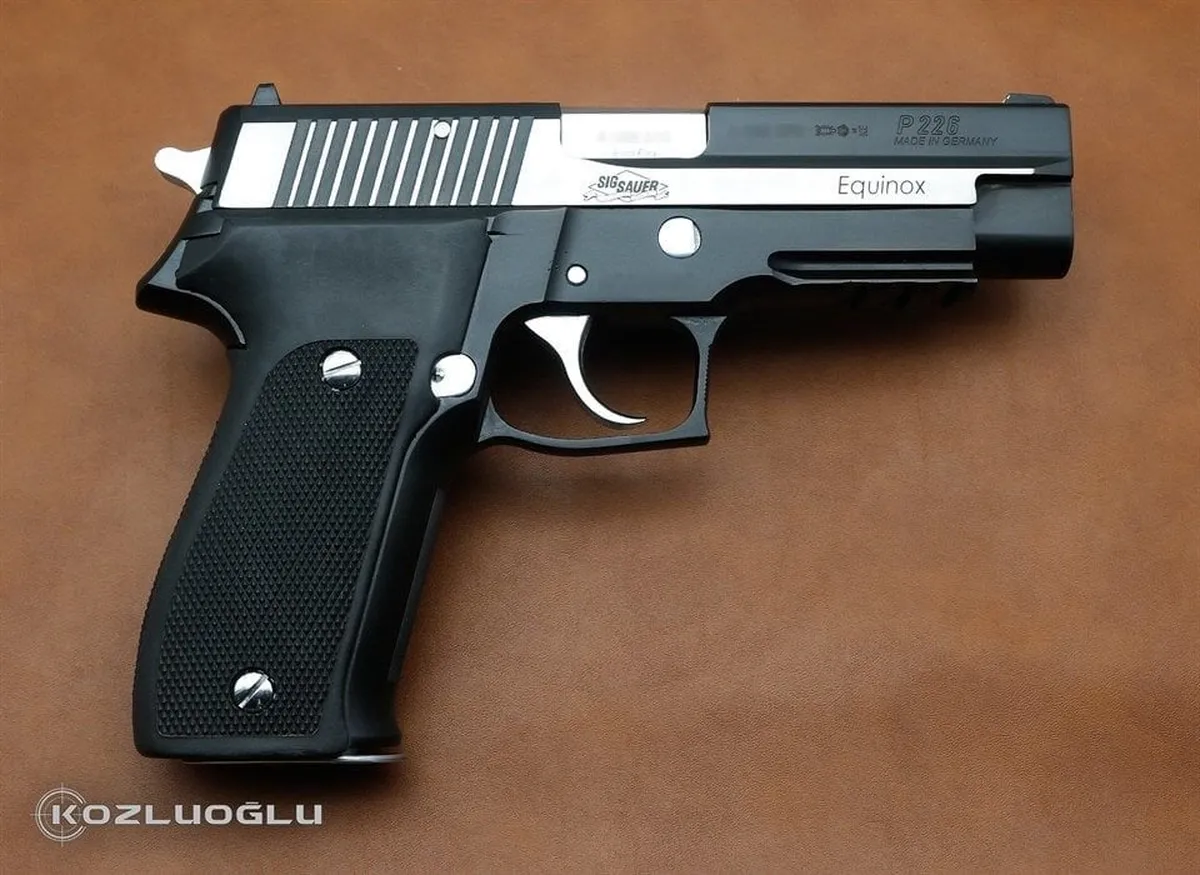 SigSauer P226 Beyaz Krom Kaplama Detay 2