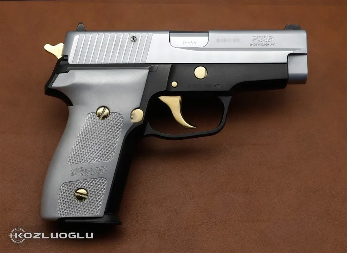 SigSauer P228 Titanyum Siyah Krom Kaplama Detay 2
