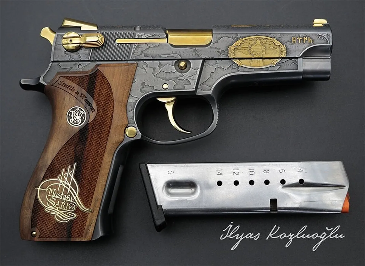 Smith & Wesson 5906 Büyük Turan Devleti Detay 2