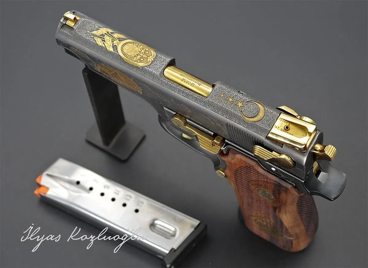 Smith & Wesson 5906 Büyük Turan Devleti Detay 3