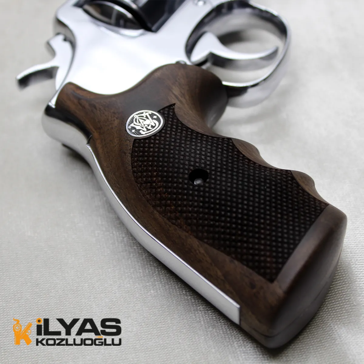 Smith & Wesson Parlak Titanyum Kaplama Detay 5