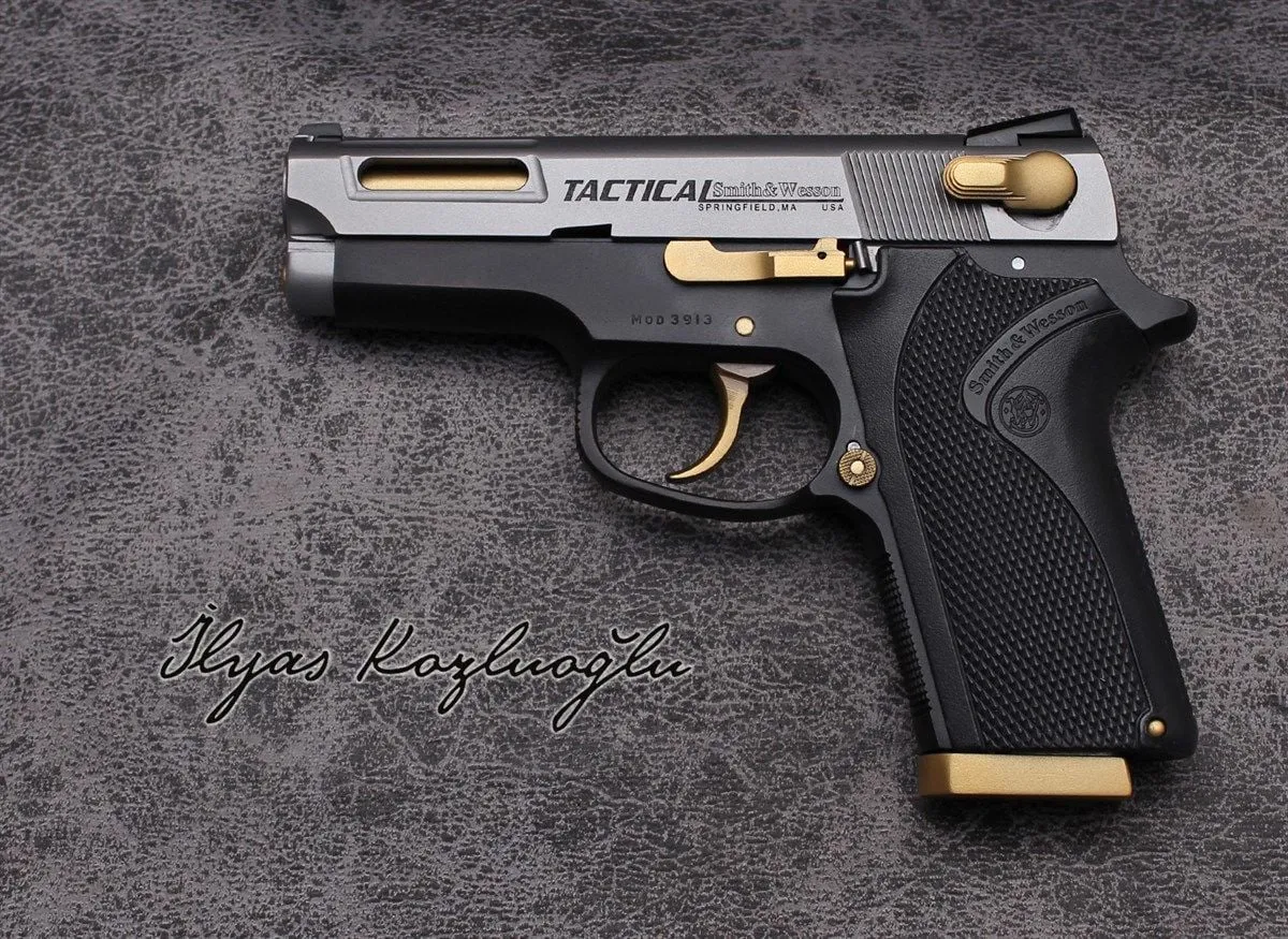 Smith&Wesson 3913 Füme Titanyum Kaplama Detay 2