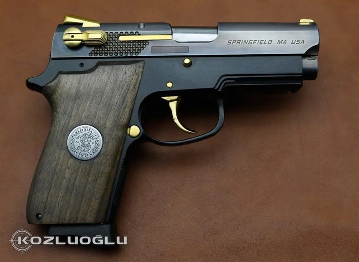 Smith&Wesson 3913 Tactical Titanyum Kaplama Detay 5