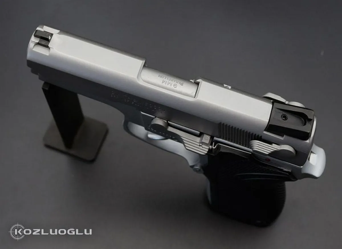 Smith&Wesson 6906 Beyaz Krom Kaplama Detay 3